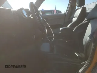 2016 MINI Hardtop 4 Door с VIN WMWXU1C51G2E16685, выставлен на аукционе Copart как лот 63425225 с пробегом 117 597 миль миль и Списание • Salvage title. История ставок и продаж доступна на DreamBid. Изображение 7.