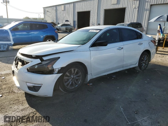 2015 Nissan Altima S with VIN 1N4AL3AP3FC476880, listed as a Copart auction lot 54147765 with 172,255 mi miles and Salvage Title. Bid and sale history available at DreamBid. Image 1.