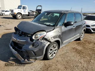 2014 FIAT 500L Trekking with VIN ZFBCFADH1EZ008163, listed as a Copart auction lot 75688044 with 55,925 mi miles and Salvage Title. Bid and sale history available at carsss.com. Image 1.