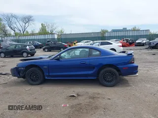 1996 Ford Mustang GT z VIN 1FALP42X6TF193224, wystawiony jako IAAI lot #42066891 z przebiegiem 42 705 mil mil oraz . Historia ofert i sprzedaży dostępna na DreamBid. Obrazek 15.