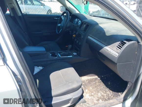 2008 Chrysler 300 LX with VIN 2C3KA43R78H250774, listed as a IAAI auction lot 42167963 with 113,676 mi miles and . Bid and sale history available at carsss.com. Image 5.