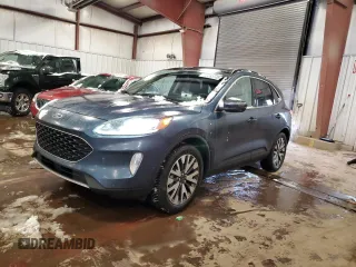 2020 Ford Escape Titanium Hybrid z VIN 1FMCU9DZXLUC17398, wystawiony jako Copart lot #45363145 z przebiegiem 132 297 mil mil oraz Szkoda całkowita • Salvage title. Historia ofert i sprzedaży dostępna na DreamBid. Obrazek 1.