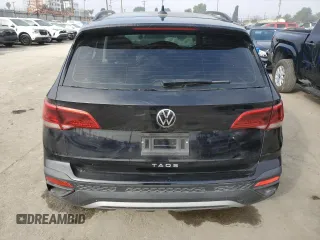 2023 Volkswagen Taos S z VIN 3VVCX7B25PM377853, wystawiony jako Copart lot #56737685 z przebiegiem 9 377 mil mil oraz Szkoda całkowita • Salvage title. Historia ofert i sprzedaży dostępna na DreamBid. Obrazek 6.