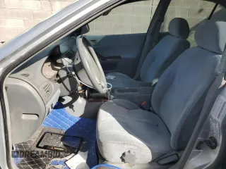 2000 Mitsubishi Galant with VIN 4A3AA46LXYE179220, listed as a Copart auction lot 44615815 with 142,054 mi miles and Salvage Title. Bid and sale history available at DreamBid. Image 7.