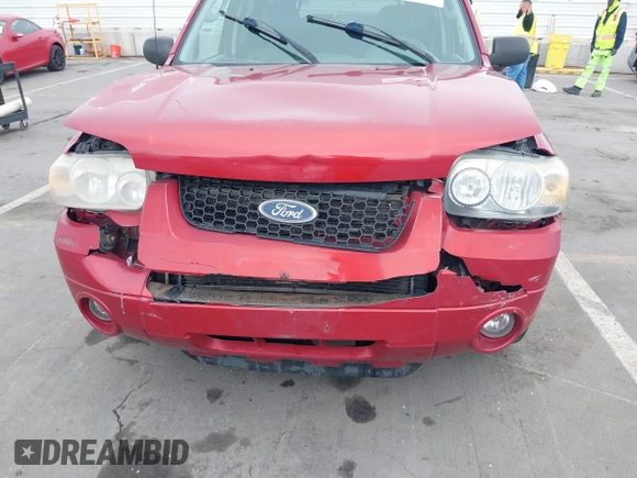 2006 Ford Escape Hybrid with VIN 1FMCU96H96KA52738, listed as a IAAI auction lot 41773608 with 214,834 mi miles and . Bid and sale history available at DreamBid. Image 12.