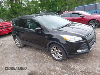 2014 Ford Escape SE with VIN 1FMCU9G9XEUD39077, listed as a IAAI auction lot 42205040 with 92,355 mi miles and . Bid and sale history available at DreamBid. Image 1.