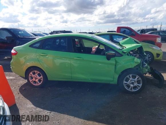 2014 Ford Fiesta SE with VIN 3FADP4BJ2EM203010, listed as a IAAI auction lot 40763881 with 60,803 mi miles. Bid and sale history available at carsss.com. Image 13.