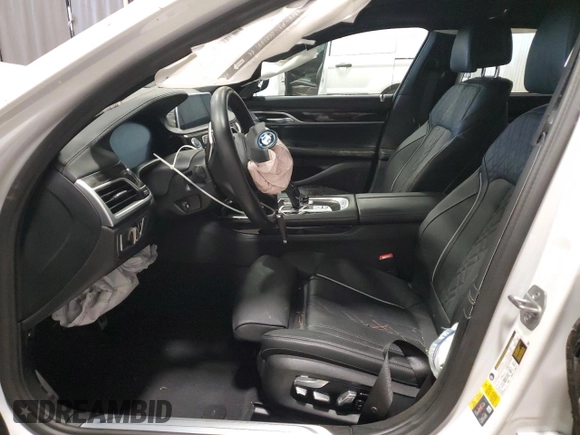2022 BMW 7 Series with VIN WBA7W4C08NCH89469, listed as a Copart auction lot 54008785 with Not provided miles and Salvage title. Bid and sale history available at DreamBid. Image 7.