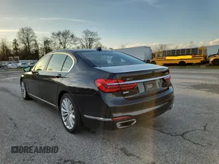 2019 BMW 7 Series 740i xDrive with VIN WBA7E4C55KGV28252, listed as a Copart auction lot 50657795 with 60,789 mi miles and Salvage title. Bid and sale history available at DreamBid. Image 3.