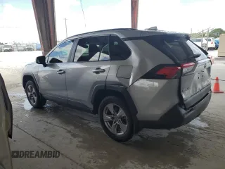 2022 Toyota RAV4 XLE with VIN 2T3W1RFV7NW233780, listed as a Copart auction lot 55099615 with 28,819 mi miles and Non repairable. Bid and sale history available at DreamBid. Image 2.