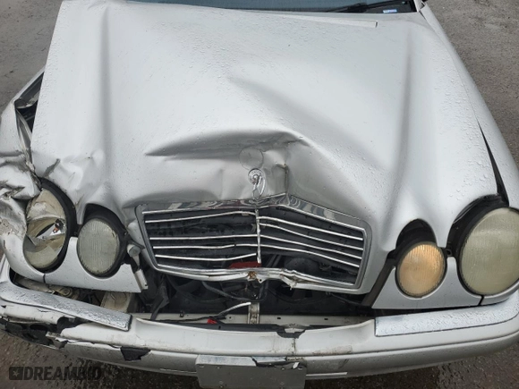 1999 Mercedes-Benz E-Class with VIN WDBJF70H7XA773312, listed as a Copart auction lot 43809765 with 200,204 mi miles and Salvage Title. Bid and sale history available at carsss.com. Image 11.