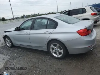 2015 BMW 3 Series 328i z VIN WBA3A5C52FF606921, wystawiony jako Copart lot #52021665 z przebiegiem 115 923 mil mil oraz Szkoda całkowita • Salvage title. Historia ofert i sprzedaży dostępna na DreamBid. Obrazek 2.