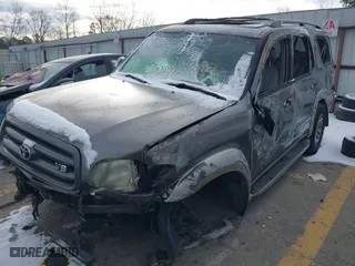 2003 Toyota Sequoia SR5 with VIN 5TDZT34A63S151851, listed as a IAAI auction lot 41307051 with 277,326 mi miles. Bid and sale history available at carsss.com. Image 17.