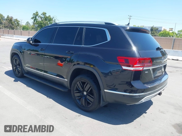 2018 Volkswagen Atlas SEL Premium with VIN 1V2NR2CA2JC567904, listed as a IAAI auction lot 42405371 with 113,662 mi miles and . Bid and sale history available at DreamBid. Image 3.