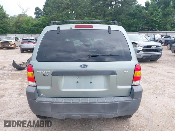 2006 Ford Escape XLT with VIN 1FMYU03146KD35945, listed as a IAAI auction lot 42337712 with 159,833 mi miles and . Bid and sale history available at DreamBid. Image 17.