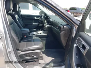 2021 Ford Explorer XLT with VIN 1FMSK7DH1MGC16346, listed as a IAAI auction lot 42029757 with 50,314 mi miles. Bid and sale history available at carsss.com. Image 5.