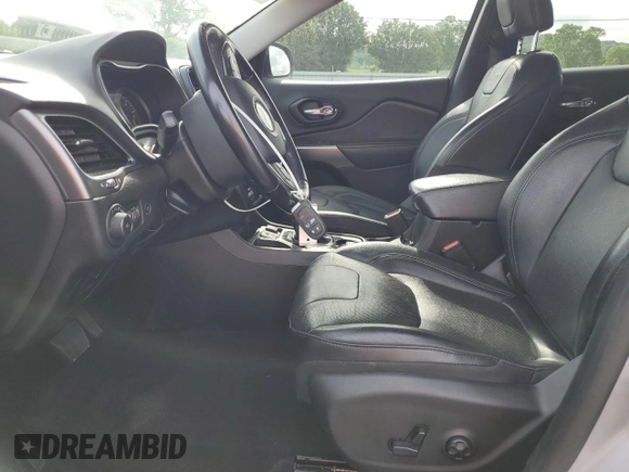 2020 Jeep Cherokee Limited with VIN 1C4PJLDB1LD653877, listed as a Copart auction lot 55605405 with 71,214 mi miles and Salvage title. Bid and sale history available at DreamBid. Image 7.