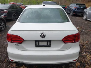 2014 Volkswagen Jetta GLI с VIN 3VW4T7AJ7EM315601, выставлен на аукционе IAAI как лот 42190687 с пробегом 113 220 миль миль и . История ставок и продаж доступна на DreamBid. Изображение 16.