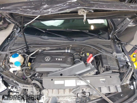 2016 Volkswagen Passat 1.8T SE with VIN 1VWBT7A35GC011129, listed as a IAAI auction lot 39977788 with 123,007 mi miles. Bid and sale history available at carsss.com. Image 10.