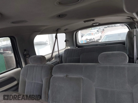 2000 Ford Excursion XLT with VIN 1FMNU41S4YED77720, listed as a IAAI auction lot 42134089 with 116,199 mi miles and . Bid and sale history available at DreamBid. Image 8.