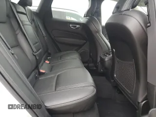 2021 Volvo XC60 Inscription z VIN YV4102RL9M1829577, wystawiony jako Copart lot #57493245 z przebiegiem 24 642 mil mil oraz Szkoda całkowita • Salvage title. Historia ofert i sprzedaży dostępna na DreamBid. Obrazek 11.