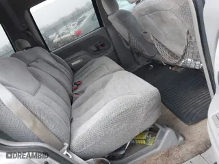 1997 Chevrolet Tahoe with VIN 1GNEK13R0VJ351919, listed as a IAAI auction lot 41028840 with 218,937 mi miles. Bid and sale history available at carsss.com. Image 8.