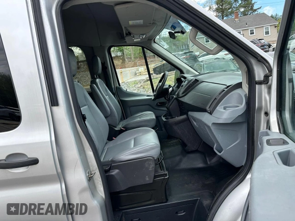 2015 Ford Transit Passenger XL with VIN 1FBAX2CM0FKA41966, listed as a Copart auction lot 56363935 with 164,365 mi miles and Clean Title. Bid and sale history available at DreamBid. Image 5.
