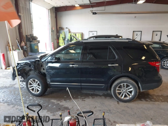 2014 Ford Explorer XLT with VIN 1FM5K7D83EGC61593, listed as a IAAI auction lot 42431214 with 145,176 mi miles and . Bid and sale history available at DreamBid. Image 14.