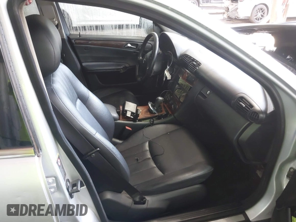 2007 Mercedes-Benz C with VIN WDBRF87H07F875598, listed as a IAAI auction lot 42104117 with 198,421 mi miles and . Bid and sale history available at DreamBid. Image 5.