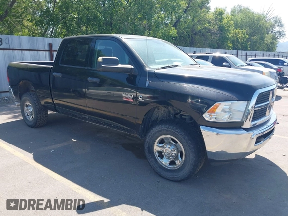 2012 Ram 2500 ST z VIN 3C6UD5CL2CG291018, wystawiony jako IAAI lot #42573010 z przebiegiem Nie podano mil oraz . Historia ofert i sprzedaży dostępna na DreamBid. Obrazek 1.