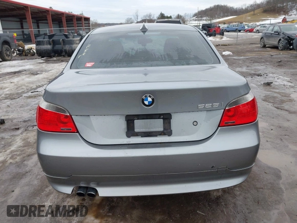 2007 BMW 5 Series 525i with VIN WBANE53507CW61318, listed as a IAAI auction lot 41311943 with Not Provided miles and . Bid and sale history available at carsss.com. Image 17.
