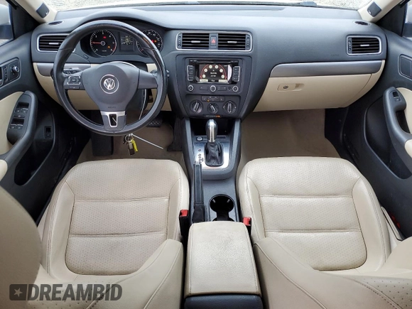 2014 Volkswagen Jetta TDI w/Premium/Nav with VIN 3VWLL7AJ0EM332476, listed as a Copart auction lot 50069445 with 153,974 mi miles and Salvage title. Bid and sale history available at DreamBid. Image 8.