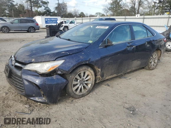 2017 Toyota Camry XLE with VIN 4T1BF1FK8HU646957, listed as a Copart auction lot 51324105 with 190,137 mi miles and Salvage Title. Bid and sale history available at carsss.com. Image 1.