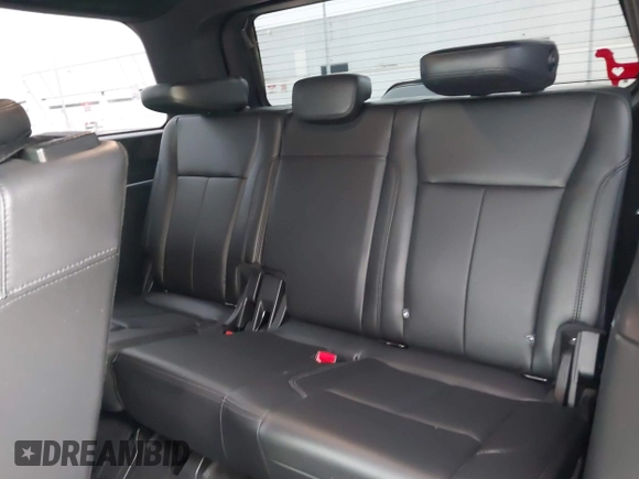 2019 Ford Expedition XLT with VIN 1FMJU1HT7KEA11849, listed as a IAAI auction lot 41727959 with 133,975 mi miles. Bid and sale history available at carsss.com. Image 17.