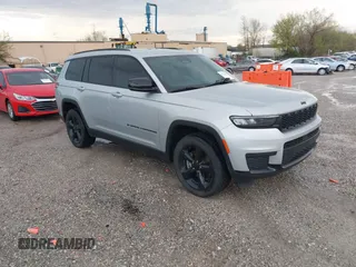 2021 Jeep Grand Cherokee Laredo z VIN 1C4RJKAG7M8201249, wystawiony jako IAAI lot #41915575 z przebiegiem 74 280 mil mil oraz . Historia ofert i sprzedaży dostępna na DreamBid. Obrazek 1.