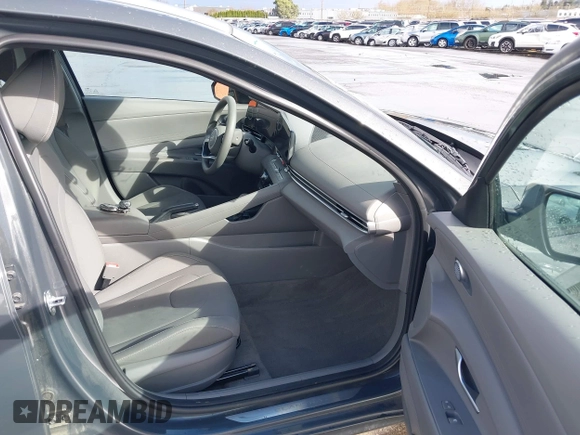 2024 Hyundai Elantra SEL with VIN KMHLM4DG8RU654892, listed as a IAAI auction lot 41752711 with 14,577 mi miles. Bid and sale history available at carsss.com. Image 5.