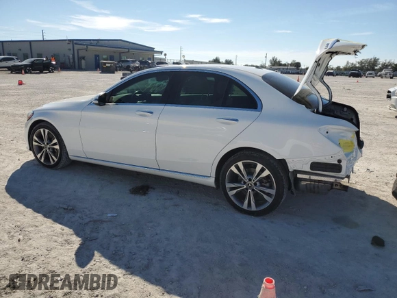 2019 Mercedes-Benz C 300 with VIN 55SWF8DB0KU304290, listed as a Copart auction lot 89271205 with 16,230 mi miles and Salvage Title. Bid and sale history available at DreamBid. Image 2.
