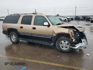2000 Chevrolet Suburban LT with VIN 3GNFK16T7YG150665, listed as a Copart auction lot 76552064 with 214,608 mi miles and Salvage Title. Bid and sale history available at carsss.com. Image 4.