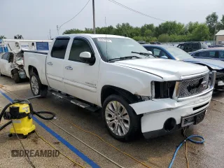 2008 GMC Sierra Denali z VIN 2GTEK638081191312, wystawiony jako Copart lot #63516914 z przebiegiem 261 810 mil mil oraz Szkody całkowita. Historia ofert i sprzedaży dostępna na DreamBid. Obrazek 4.
