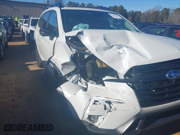 2023 Subaru Ascent Onyx Limited with VIN 4S4WMAKD7P3407578, listed as a IAAI auction lot 41269235 with 27,679 mi miles and . Bid and sale history available at DreamBid. Image 6.