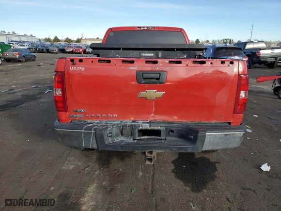 2008 Chevrolet Silverado 1500 LTZ with VIN 2GCEK190781276118, listed as a Copart auction lot 85775774 with 261,273 mi miles and Salvage Title. Bid and sale history available at carsss.com. Image 6.