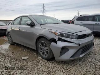 2022 Kia Forte LXS with VIN 3KPF24AD4NE424373, listed as a Copart auction lot 46485775 with 79,179 mi miles and Salvage Title. Bid and sale history available at carsss.com. Image 4.