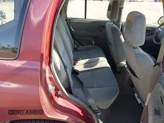 2003 Suzuki Vitara z VIN 2S3TE52V236103499, wystawiony jako IAAI lot #42285161 z przebiegiem 97 533 mil mil oraz . Historia ofert i sprzedaży dostępna na DreamBid. Obrazek 8.