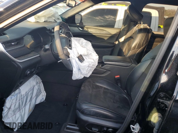 2023 Jeep Grand Cherokee Laredo z VIN 1C4RJJAG4P8814041, wystawiony jako Copart lot #42776095 z przebiegiem 71 111 mil mil oraz Szkoda całkowita • Salvage title. Historia ofert i sprzedaży dostępna na DreamBid. Obrazek 7.