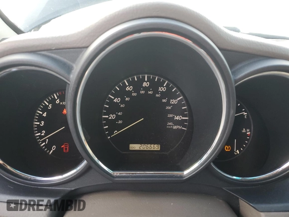 2008 Lexus RX with VIN 2T2HK31U48C048873, listed as a Copart auction lot 45424425 with 206,669 mi miles and Salvage Title. Bid and sale history available at carsss.com. Image 9.