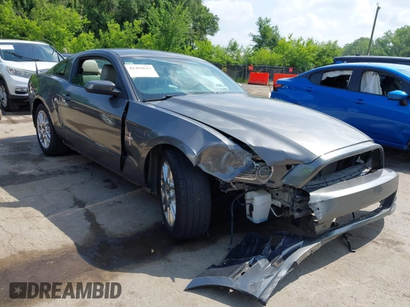 2014 Ford Mustang V6 с VIN 1ZVBP8AM5E5288545, выставлен на аукционе IAAI как лот 42494613 с пробегом 80 897 миль миль и . История ставок и продаж доступна на DreamBid. Изображение 1.