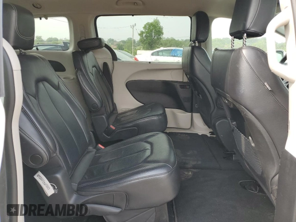 2022 Chrysler Pacifica Touring L z VIN 2C4RC1BG0NR218354, wystawiony jako Copart lot #60761565 z przebiegiem 55 087 mil mil oraz Nie do naprawy • Non repairable. Historia ofert i sprzedaży dostępna na DreamBid. Obrazek 11.