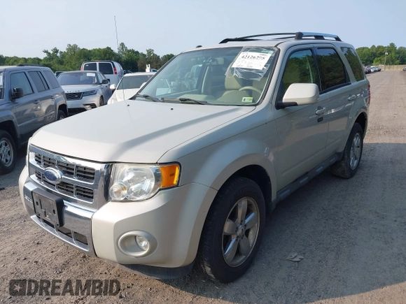 2009 Ford Escape Limited с VIN 1FMCU94G99KC59077, выставлен на аукционе IAAI как лот 42126295 с пробегом 169 306 миль миль и . История ставок и продаж доступна на DreamBid. Изображение 18.