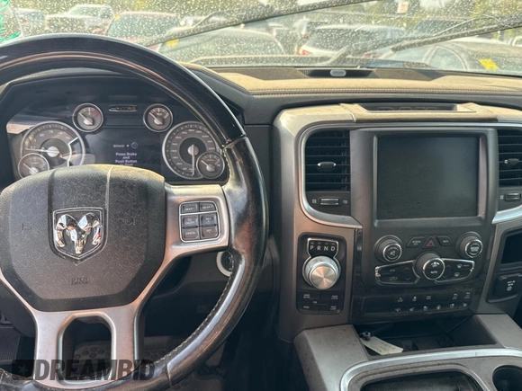 2016 Ram 1500 Limited z VIN 1C6RR7PM1GS232756, wystawiony jako Copart lot #78931134 z przebiegiem 129 335 mil mil oraz Czysty tytuł • Clean title. Historia ofert i sprzedaży dostępna na DreamBid. Obrazek 9.