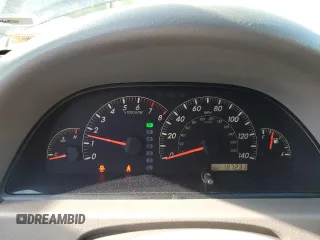 2005 Toyota Camry STD z VIN 4T1BE32K15U062271, wystawiony jako Copart lot #55957155 z przebiegiem 187 231 mil mil oraz Szkoda całkowita • Salvage title. Historia ofert i sprzedaży dostępna na DreamBid. Obrazek 9.